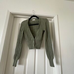Aritzia Wilfred Front Plunge Cardigan